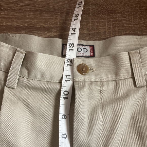 EUC Mens IZOD Pleated Khaki Cuffed Pants Size 32x30 - Picture 5 of 10